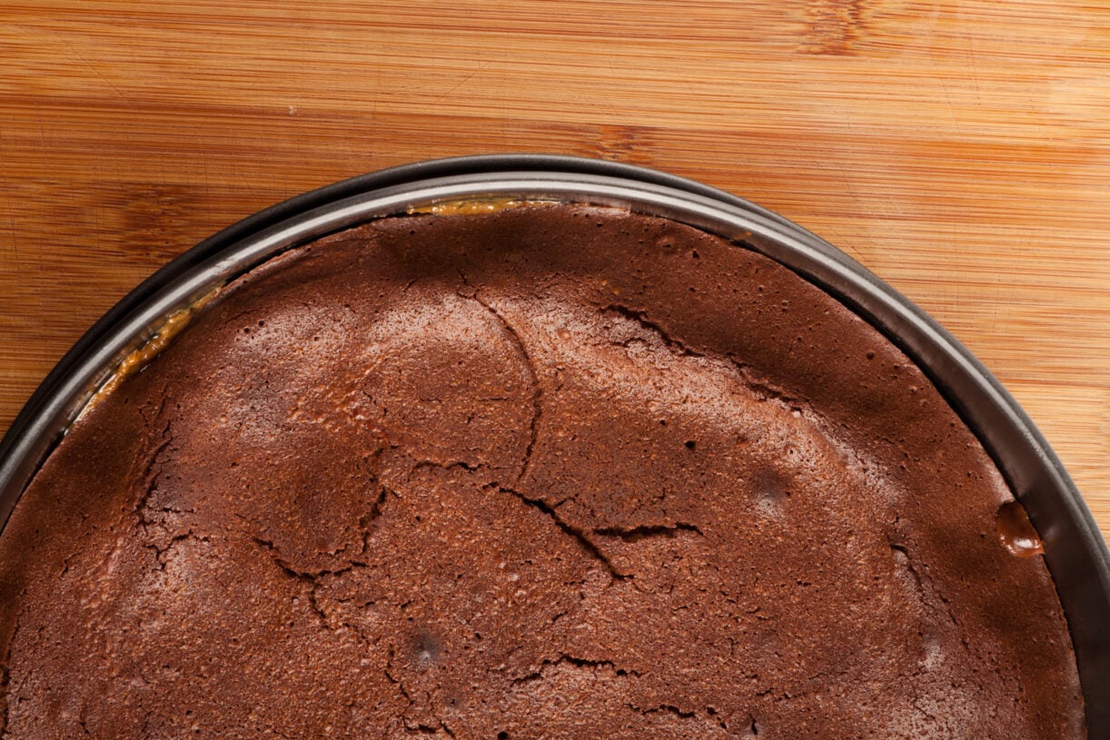 João Baião partilha o segredo do seu Bolo de Chocolate Húmido (e vais querer experimentar!)