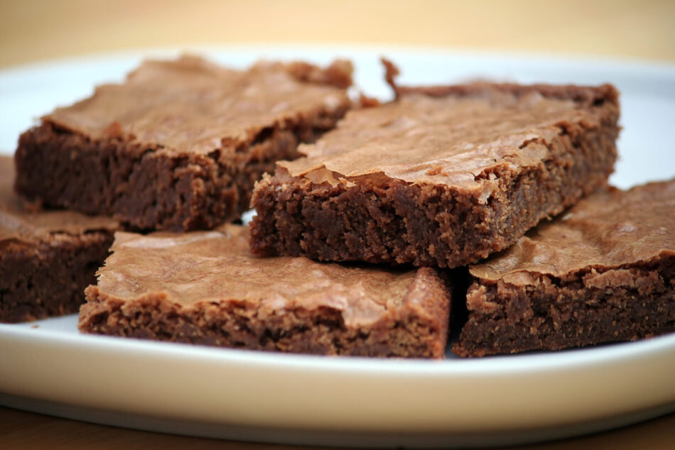 A receita dos Brownies de Chocolate que todos vão pedir para repetir